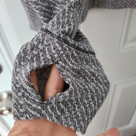 SOLD - Like new Lululemon Rouched back long sleeve - Picture 3 of 7